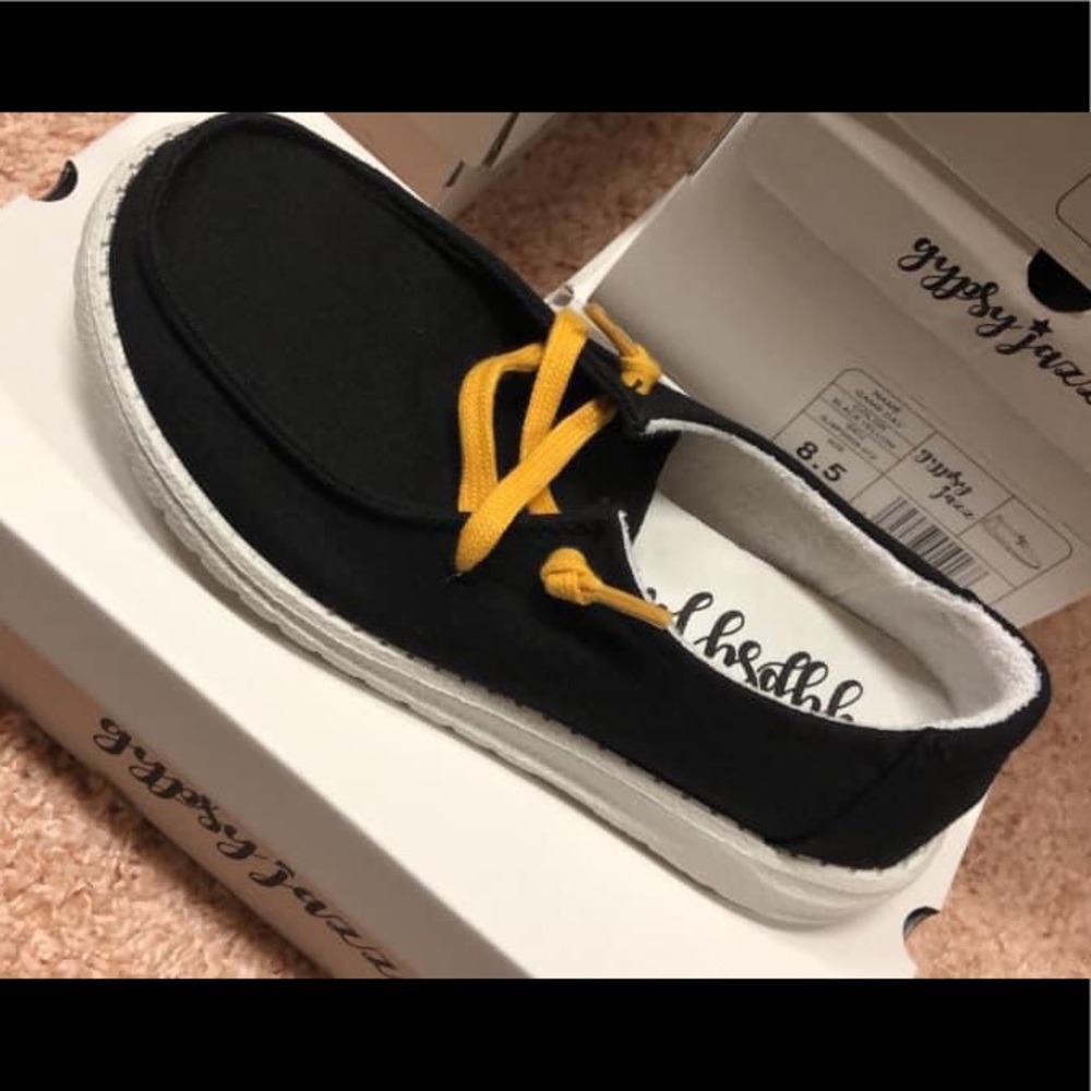 Gypsy jazz shoes